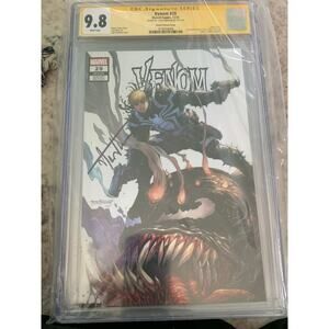 MARVEL~VENOM #29 TYLER KIRKHAM~SECRET VARIANT~SIGNED~SS CGC 9.8